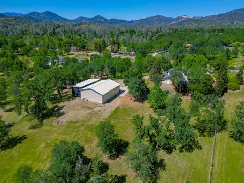 View/Area - 20509 Bernard Way, Redding, CA 96003 photo 7 of 7