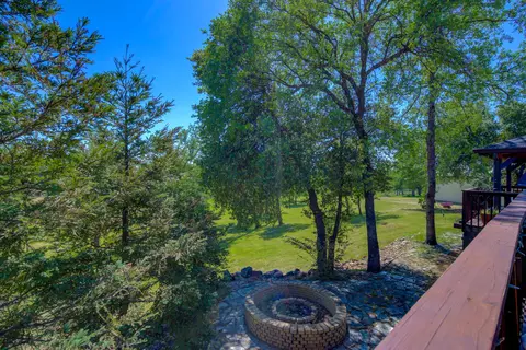 Exterior - 20509 Bernard Way, Redding, CA 96003 photo 11 of 28