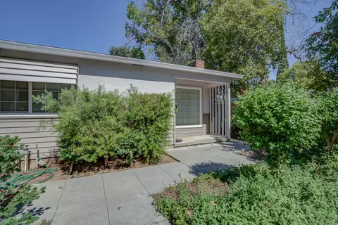 780 Lincoln St, Redding, CA 96001 photo 3