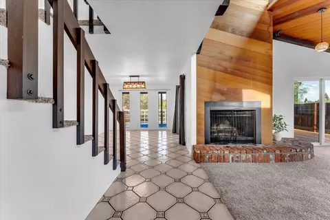 3325 Stratford Ave, Redding, CA 96001 photo 9