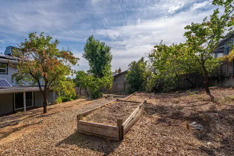 3325 Stratford Ave, Redding, CA 96001 photo 58