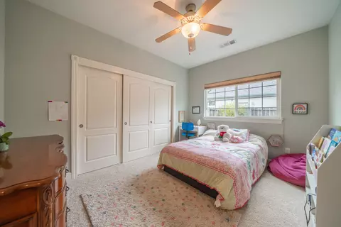 Bedroom - 2153 Oshea Way, Redding, CA 96003 photo 1 of 8