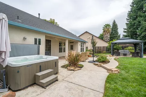 Exterior - 2153 Oshea Way, Redding, CA 96003 photo 17 of 22