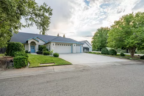 2153 Oshea Way, Redding, CA 96003