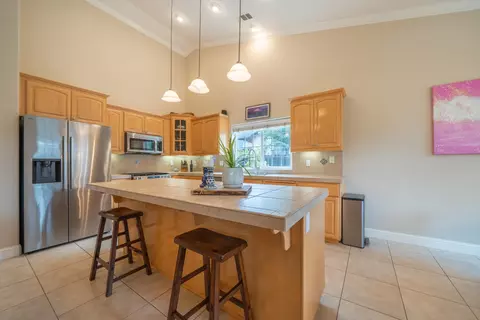 Kitchen - 2153 Oshea Way, Redding, CA 96003 photo 2 of 4