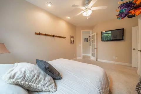 Bedroom - 2153 Oshea Way, Redding, CA 96003 photo 4 of 8