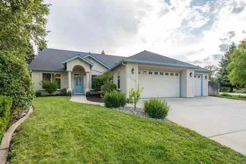 Exterior - 2153 Oshea Way, Redding, CA 96003 photo 5 of 22