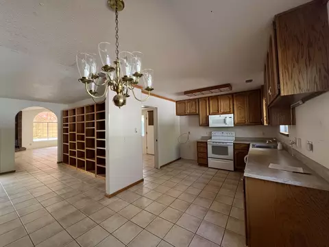 Other - 5090 Bogie Ln, Redding, CA 96002 photo 5 of 9