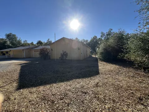 Exterior - 5090 Bogie Ln, Redding, CA 96002 photo 7 of 7