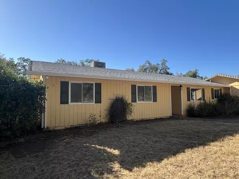 Exterior - 5090 Bogie Ln, Redding, CA 96002 photo 2 of 7