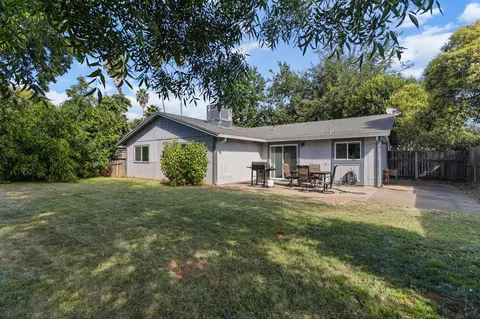 Exterior - 378 Newport Dr, Redding, CA 96001 photo 2 of 8