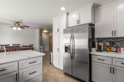 Kitchen - 378 Newport Dr, Redding, CA 96001 photo 2 of 3