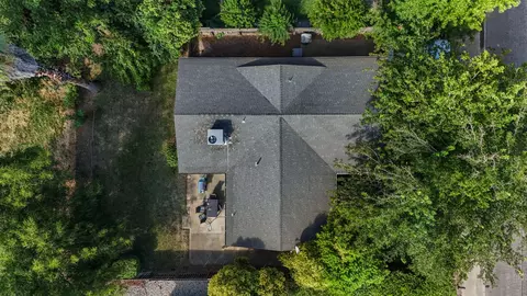 View/Area - 378 Newport Dr, Redding, CA 96001 photo 1 of 2