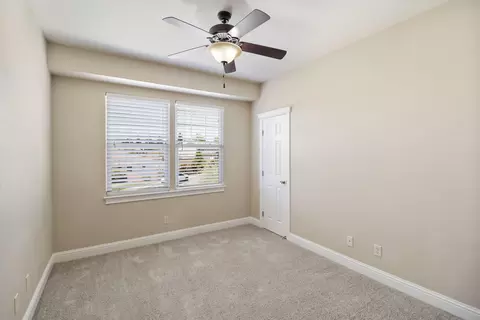 Bedroom - 3863 Indian Wells Ln, Redding, CA 96002 photo 5 of 9
