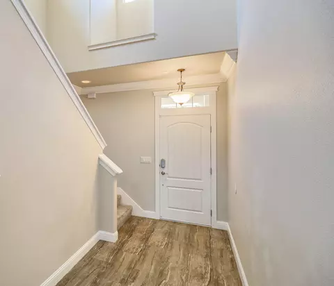 Entry Way - 3863 Indian Wells Ln, Redding, CA 96002 photo 1 of 3