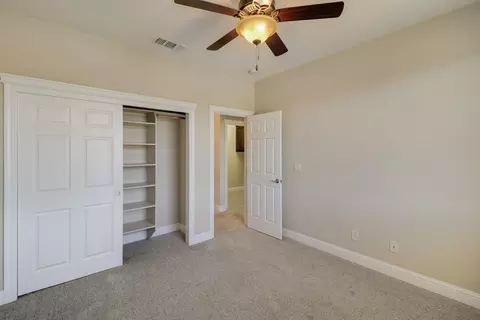 Bedroom - 3863 Indian Wells Ln, Redding, CA 96002 photo 2 of 9
