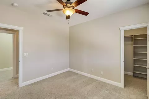 Bedroom - 3863 Indian Wells Ln, Redding, CA 96002 photo 4 of 9