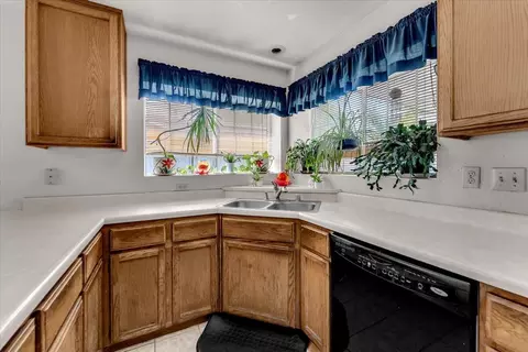 3849 Capricorn Way, Redding, CA 96002 photo 16