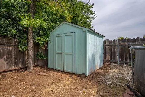 3849 Capricorn Way, Redding, CA 96002 photo 41