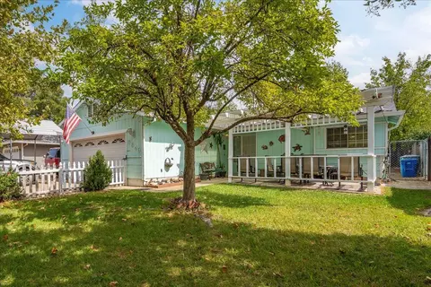 3849 Capricorn Way, Redding, CA 96002