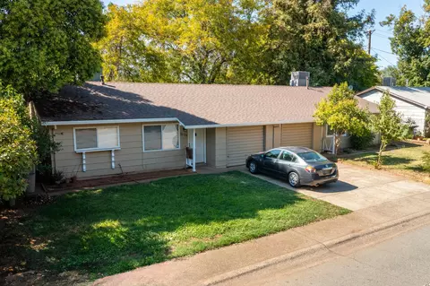 38723878 Alta Mesa Dr, Redding, CA 96002