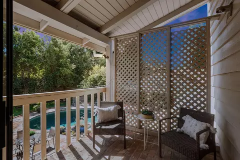 Exterior - 503 River Oaks Dr, Redding, CA 96001 photo 20 of 36