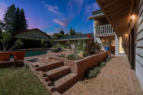 Exterior - 503 River Oaks Dr, Redding, CA 96001 photo 23 of 36
