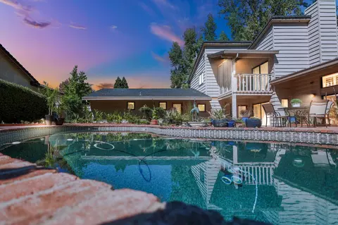 Exterior - 503 River Oaks Dr, Redding, CA 96001 photo 28 of 36