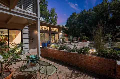 Exterior - 503 River Oaks Dr, Redding, CA 96001 photo 27 of 36