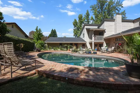 Exterior - 503 River Oaks Dr, Redding, CA 96001 photo 14 of 36