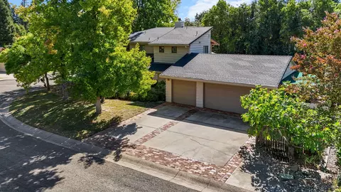 Exterior - 503 River Oaks Dr, Redding, CA 96001 photo 3 of 36