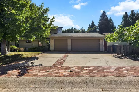 Exterior - 503 River Oaks Dr, Redding, CA 96001 photo 19 of 36