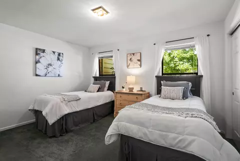Bedroom - 503 River Oaks Dr, Redding, CA 96001 photo 2 of 11