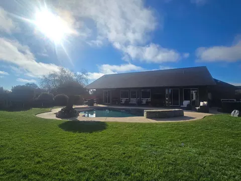 Exterior - 20360 Acorn Ave, Red Bluff, CA 96080 photo 6 of 14