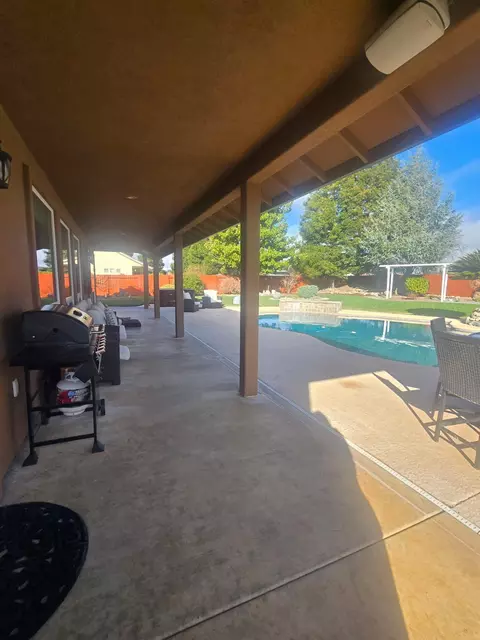 Exterior - 20360 Acorn Ave, Red Bluff, CA 96080 photo 5 of 14