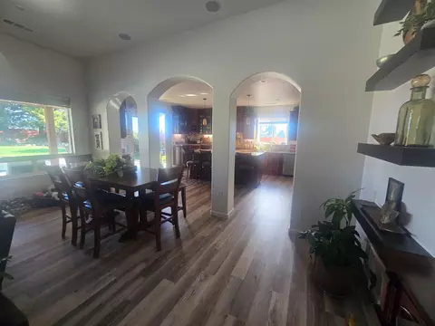Entry Way - 20360 Acorn Ave, Red Bluff, CA 96080 photo 3 of 4