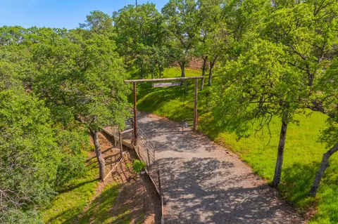 16240 Old Mission Dr, Red Bluff, CA 96080 photo 3