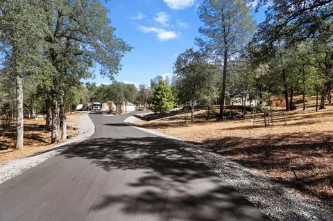 14101 Christian Way, Redding, CA 96003 photo 37
