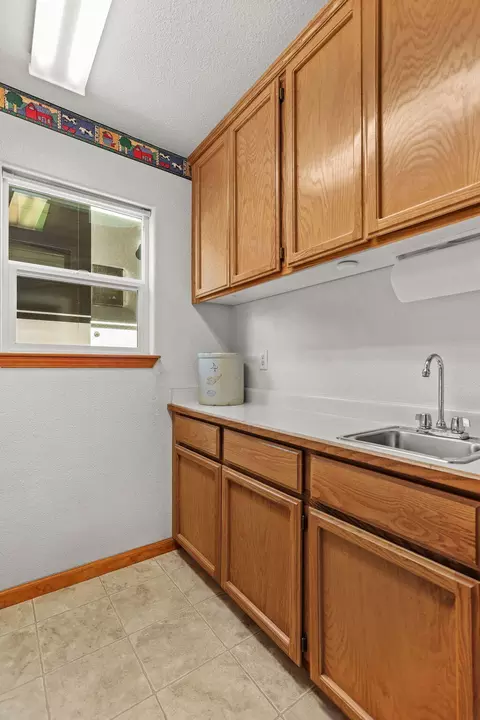 14101 Christian Way, Redding, CA 96003 photo 22