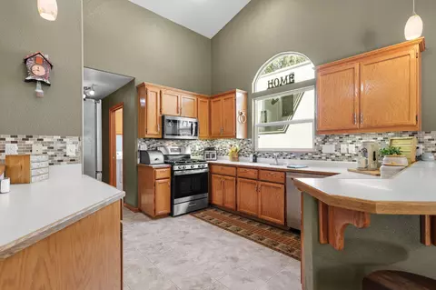14101 Christian Way, Redding, CA 96003 photo 7