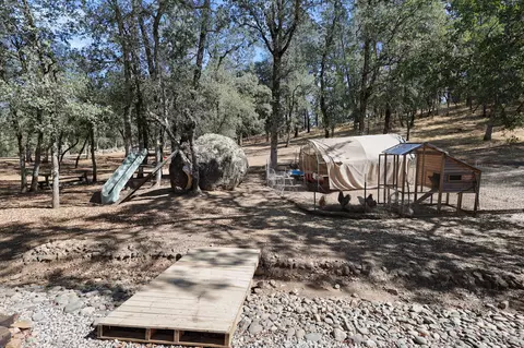 14101 Christian Way, Redding, CA 96003 photo 30
