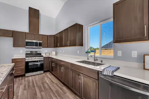 1565 Carl Ct, Red Bluff, CA 96080 photo 18