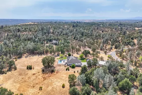 View/Area - 16107 Texas Springs Rd, Redding, CA 96001 photo 3 of 19