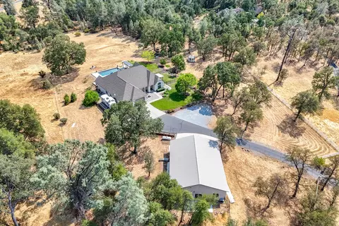 View/Area - 16107 Texas Springs Rd, Redding, CA 96001 photo 14 of 19