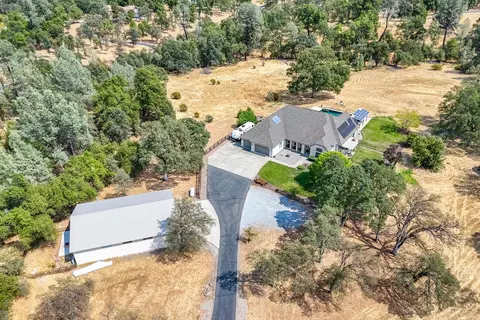 View/Area - 16107 Texas Springs Rd, Redding, CA 96001 photo 16 of 19