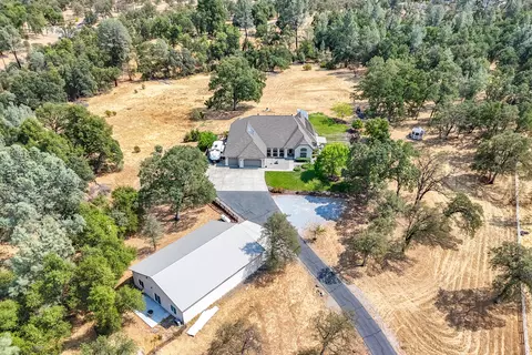 View/Area - 16107 Texas Springs Rd, Redding, CA 96001 photo 15 of 19