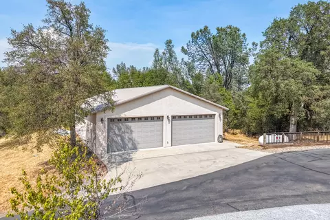 Exterior - 16107 Texas Springs Rd, Redding, CA 96001 photo 40 of 41