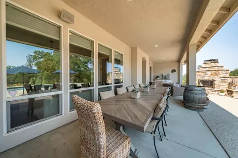 Exterior - 16107 Texas Springs Rd, Redding, CA 96001 photo 7 of 41