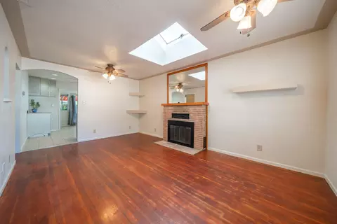 Living - 2163 Grape Ave, Redding, CA 96001 photo 2 of 4