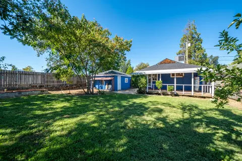Exterior - 2163 Grape Ave, Redding, CA 96001 photo 2 of 17
